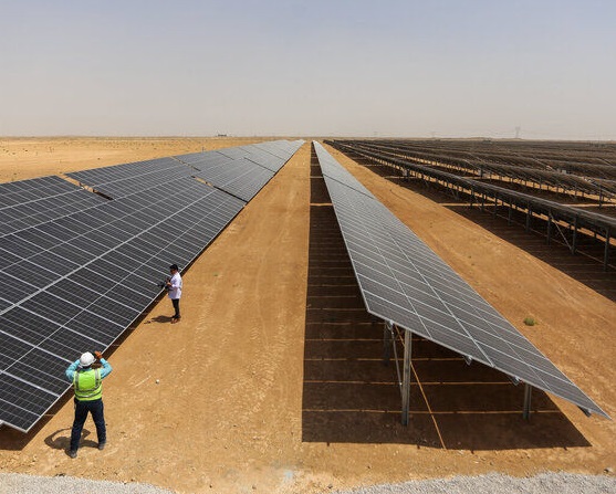 احداث سه نیروگاه ۵۰۰ مگاواتی برق خورشیدی در استان تهران